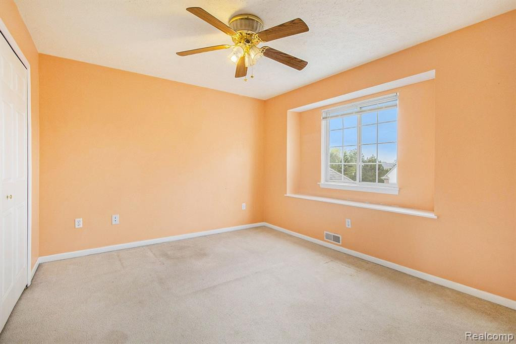 1568 MYRICA Lane, 6, Howell, MI 48855 — Photo 20