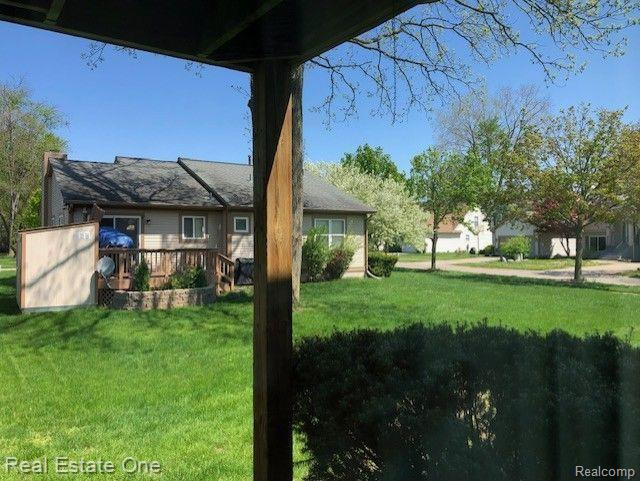 904 CHESTNUT HILL Drive, D, Auburn Hills, MI 48326 — Photo 14