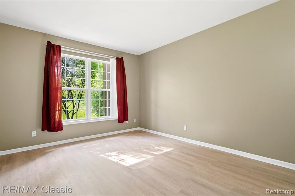 1922 PINECROFT Drive, Canton, MI 48188 — Photo 17