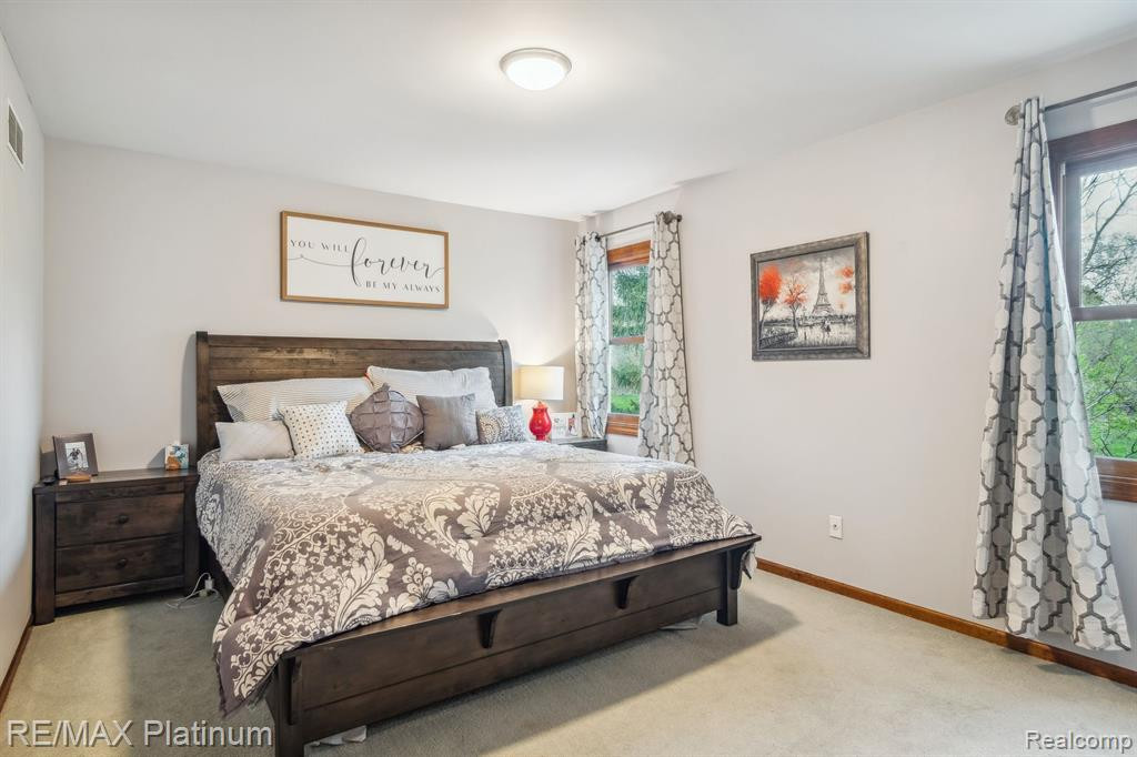7589 MCCLEMENTS Road, Brighton, MI 48114 — Photo 12