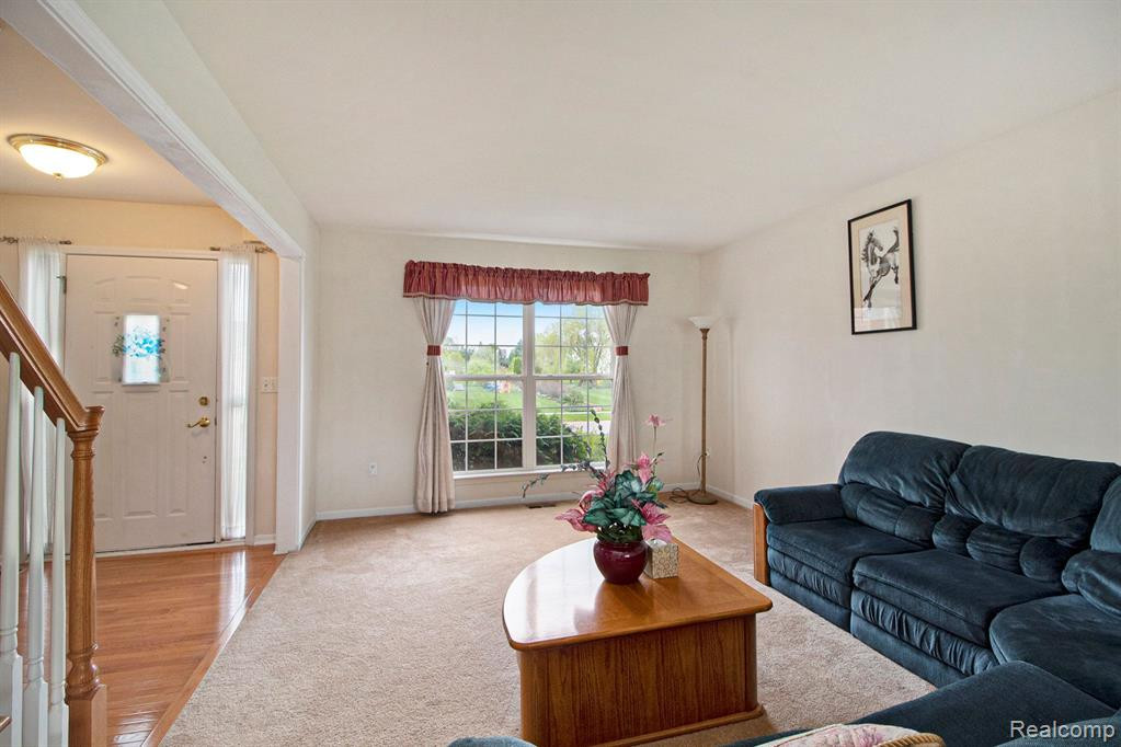 4872 Windancer Drive, Ypsilanti, MI 48197 — Photo 7