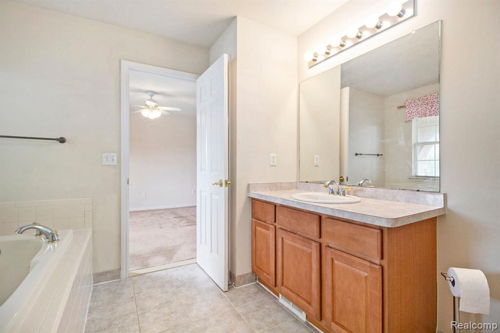 4872 Windancer Drive, Ypsilanti, MI 48197 — Photo 20