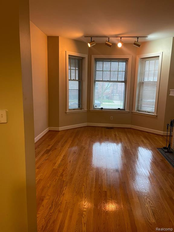 8036 3RD Street, Detroit, MI 48202 — Photo 2