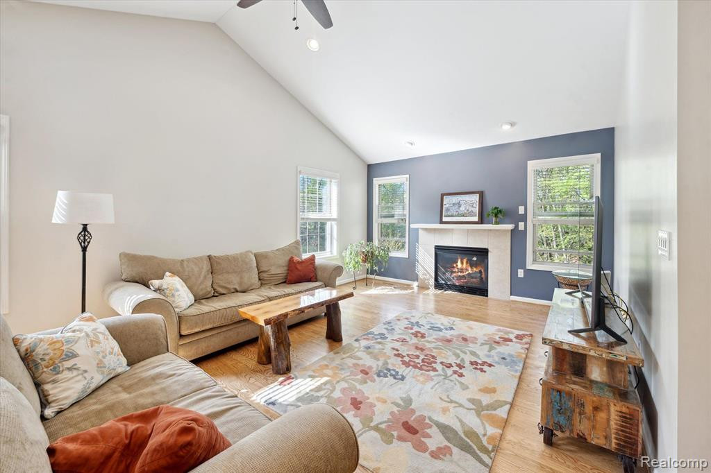 124 PONDVIEW Court, Brighton, MI 48116 — Photo 5