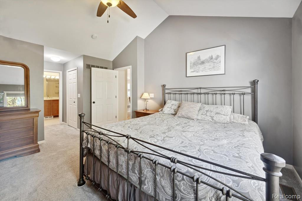 124 PONDVIEW Court, Brighton, MI 48116 — Photo 16