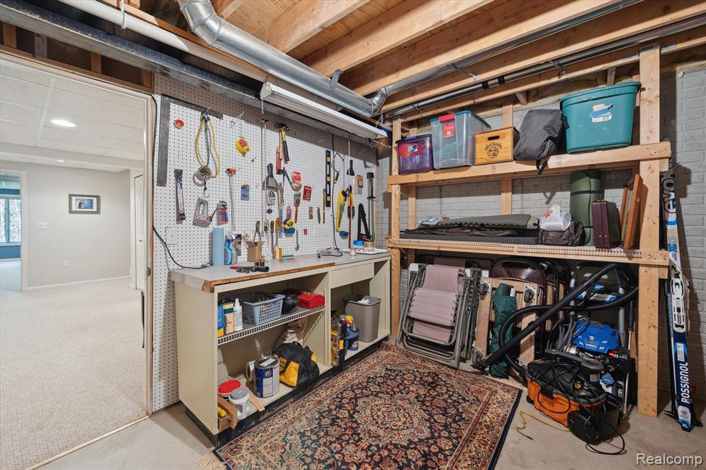 124 PONDVIEW Court, Brighton, MI 48116 — Photo 28
