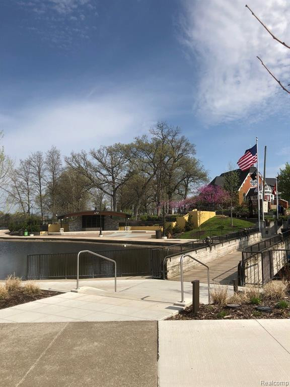 124 PONDVIEW Court, Brighton, MI 48116 — Photo 42