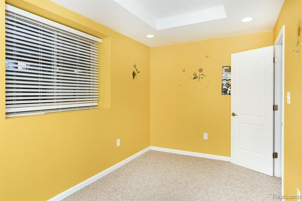 6312 SADIE Lane, Belleville, MI 48111 — Photo 24