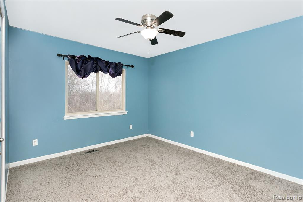 6312 SADIE Lane, Belleville, MI 48111 — Photo 41