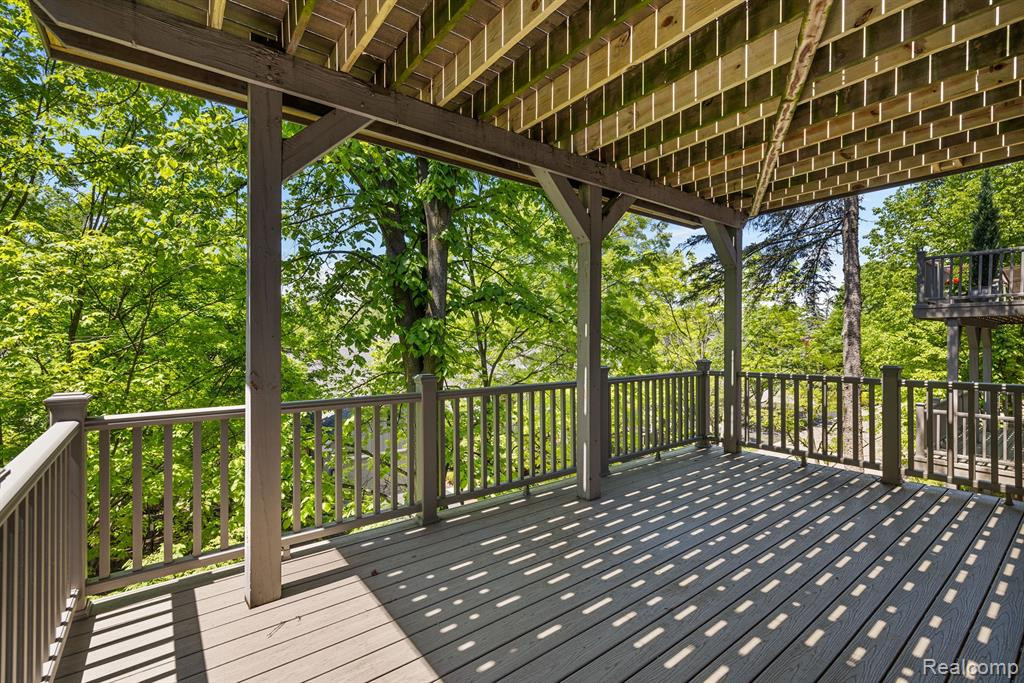 878 HIDDEN RAVINES, Birmingham, MI 48009 — Photo 37