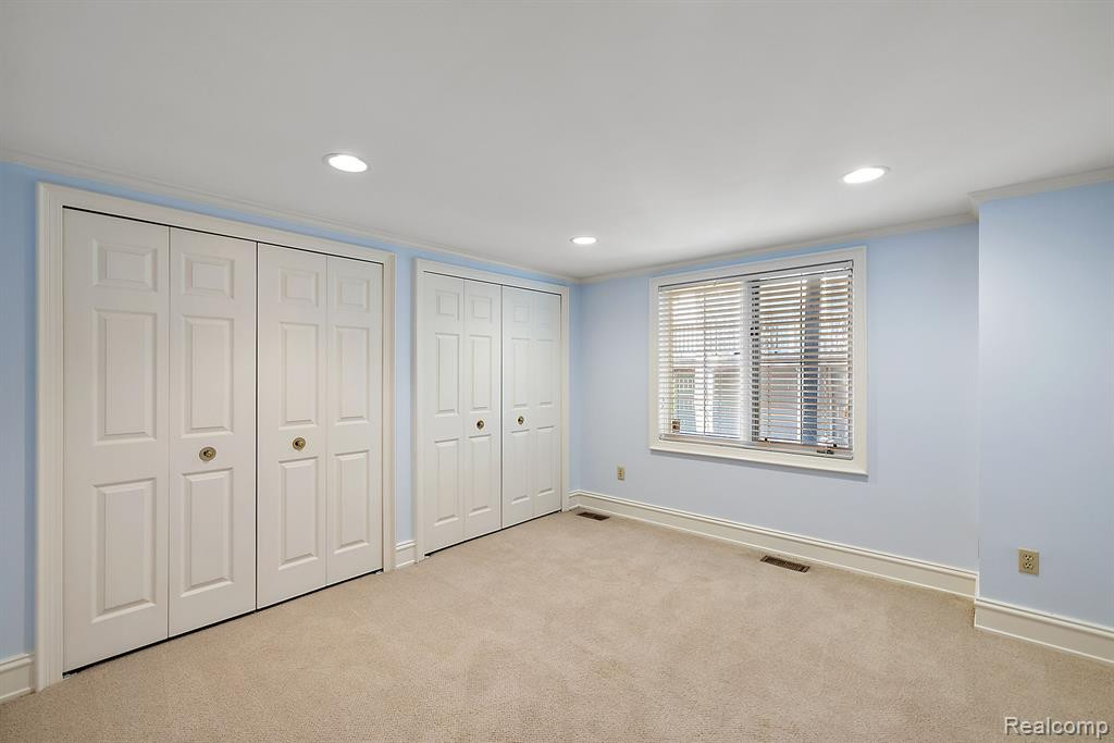 878 HIDDEN RAVINES, Birmingham, MI 48009 — Photo 45