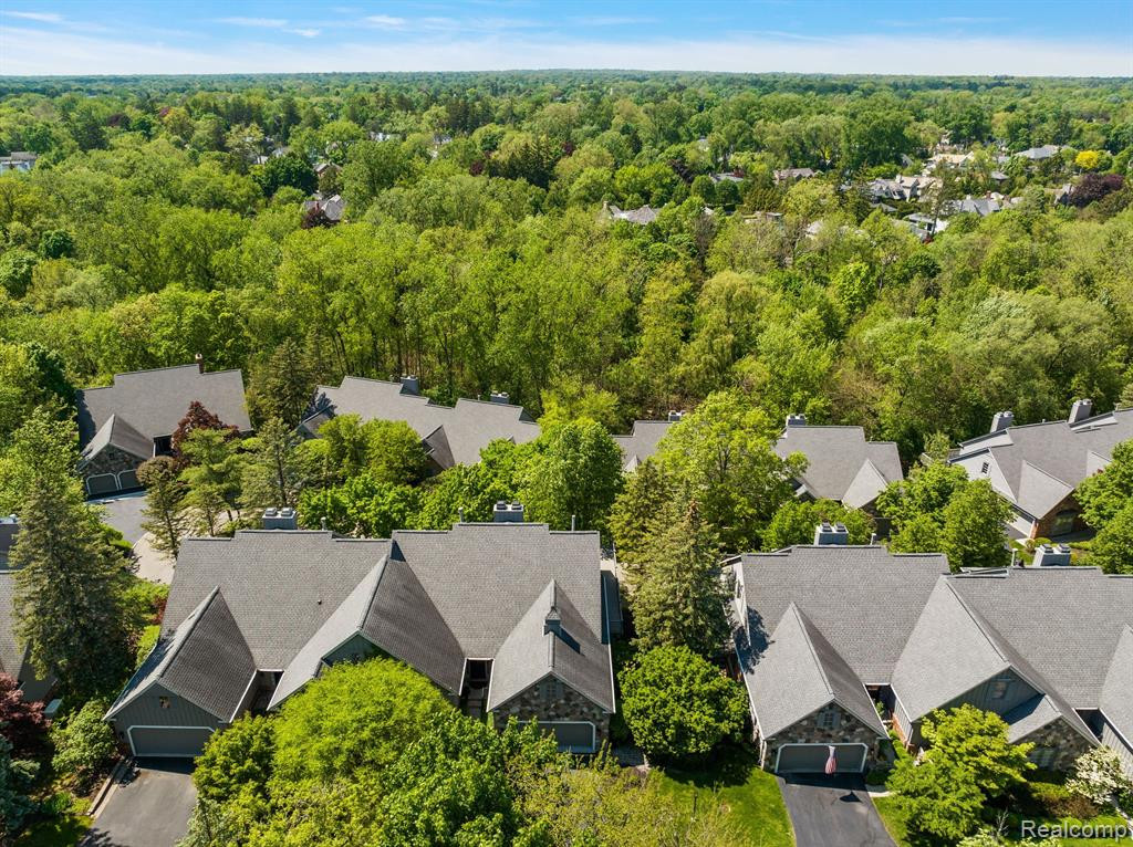 878 HIDDEN RAVINES, Birmingham, MI 48009 — Photo 59