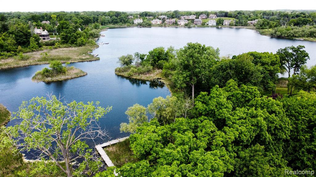 2630 TURTLE LAKE Drive, Bloomfield Hills, MI 48302