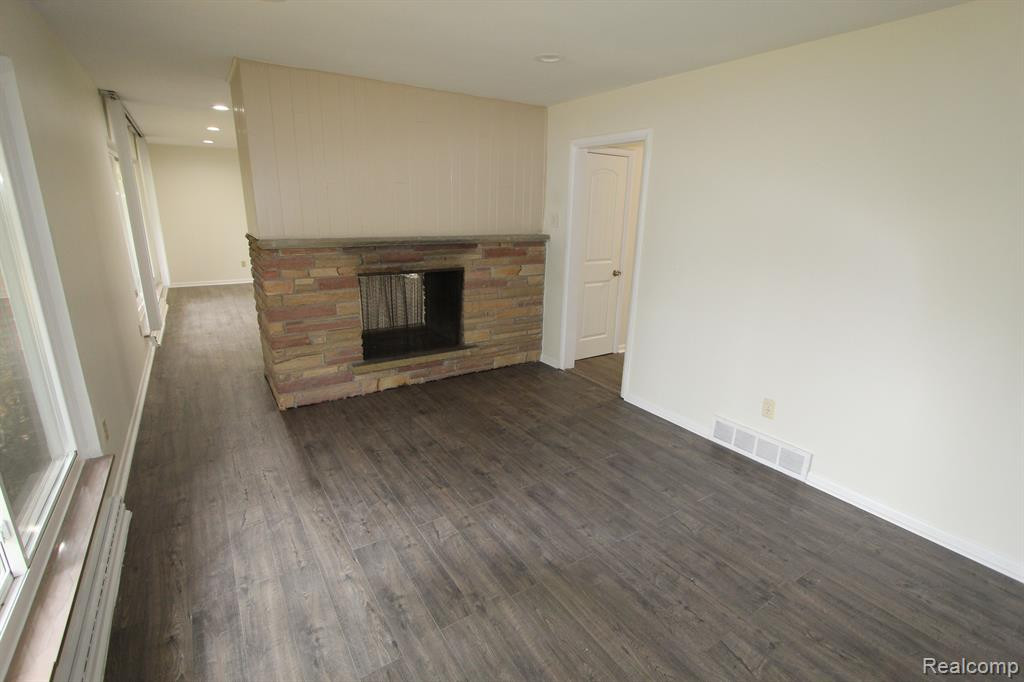 5000 ORCHARD LAKE Road, West Bloomfield, MI 48323 — Photo 12