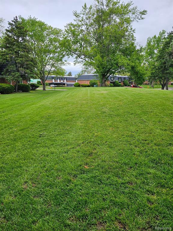 1832 COLONIAL VILLAGE Way, #2, Waterford, MI 48328 — Photo 17