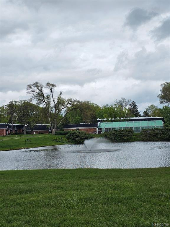 1832 COLONIAL VILLAGE Way, #2, Waterford, MI 48328 — Photo 20