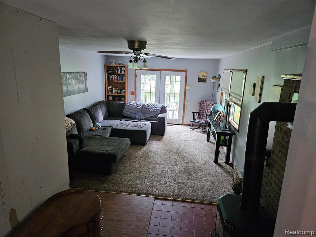 108 N HUNTER Street, Capac, MI 48014 — Photo 4