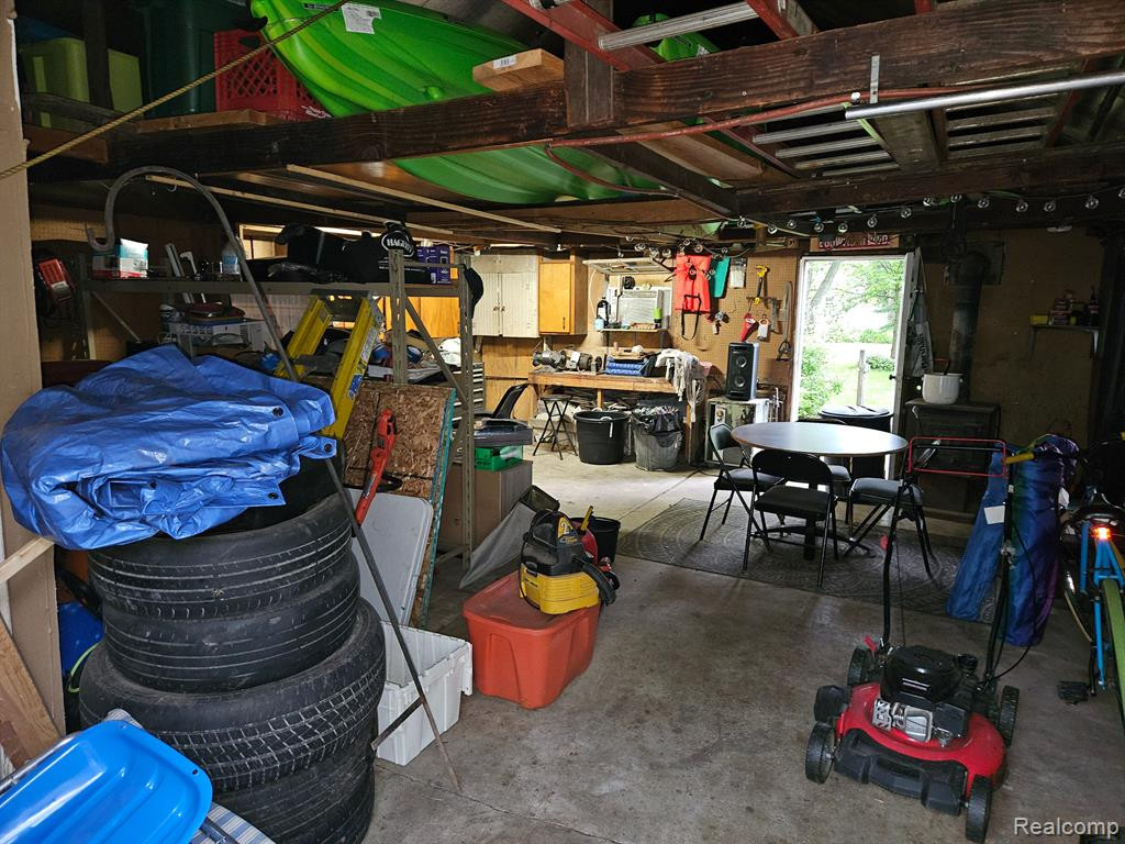 108 N HUNTER Street, Capac, MI 48014 — Photo 13