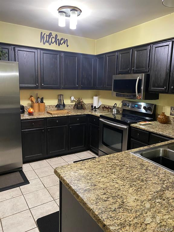27590 EVERGREEN Road, Lathrup Village, MI 48076 — Photo 6