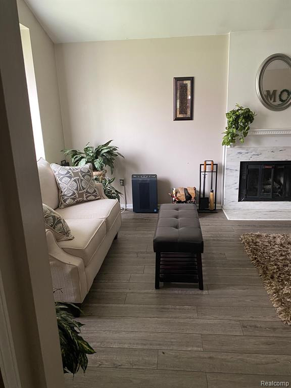 27590 EVERGREEN Road, Lathrup Village, MI 48076 — Photo 10