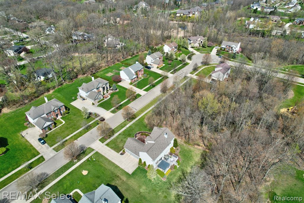 6257 KNOB BEND Drive, Grand Blanc, MI 48439 — Photo 4