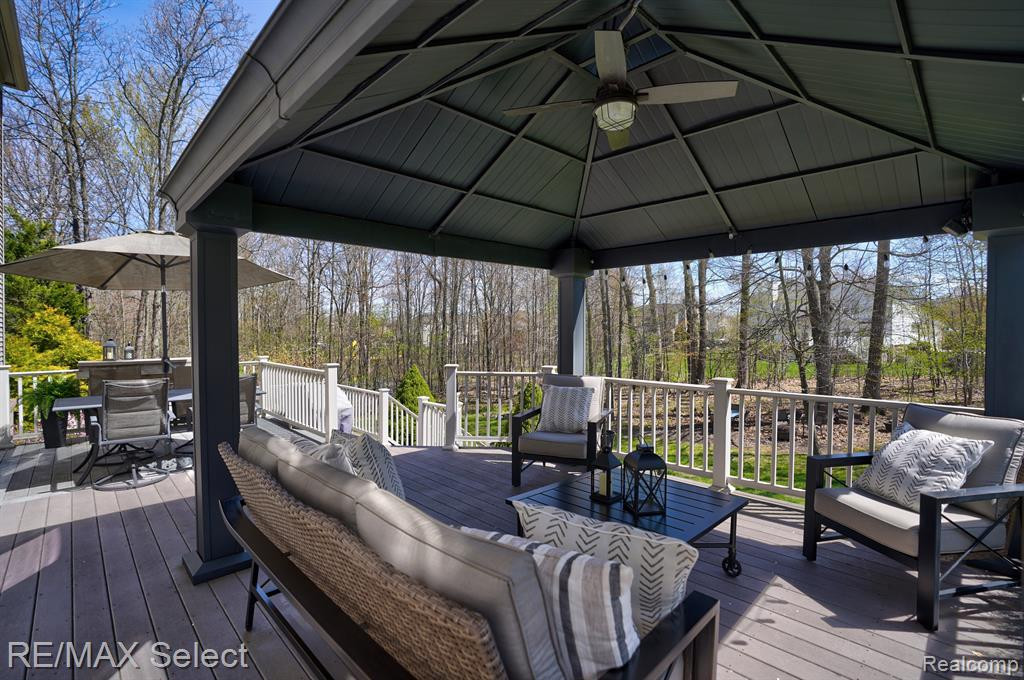 6257 KNOB BEND Drive, Grand Blanc, MI 48439 — Photo 8