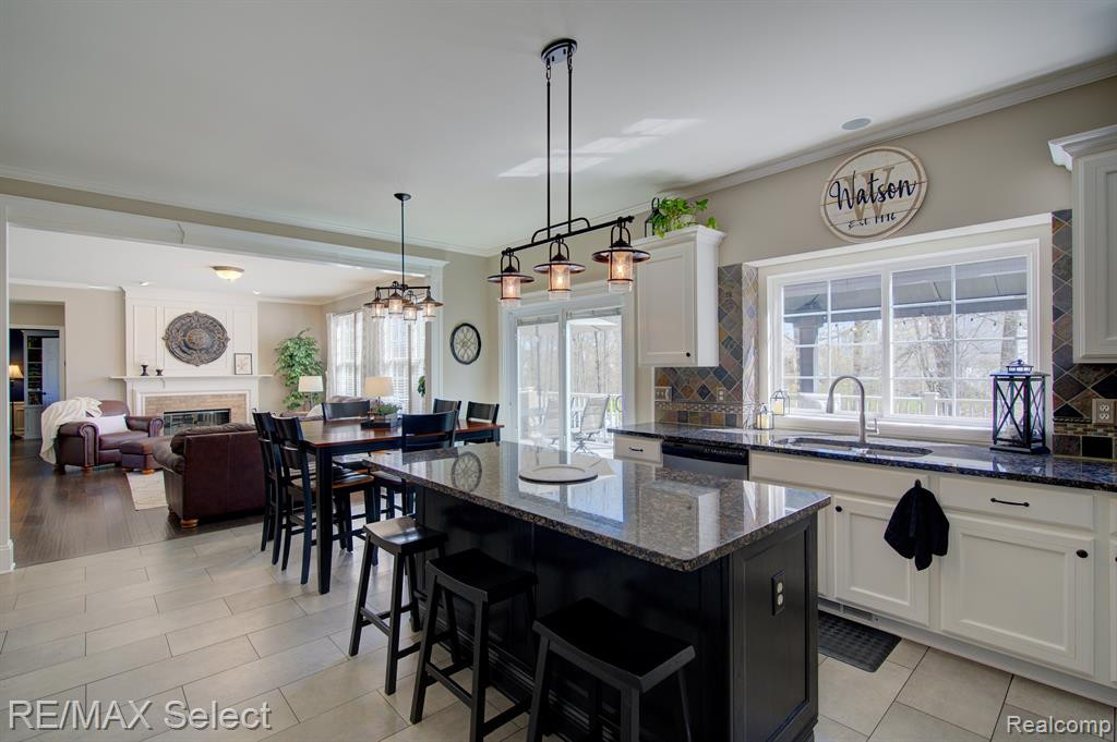 6257 KNOB BEND Drive, Grand Blanc, MI 48439 — Photo 12