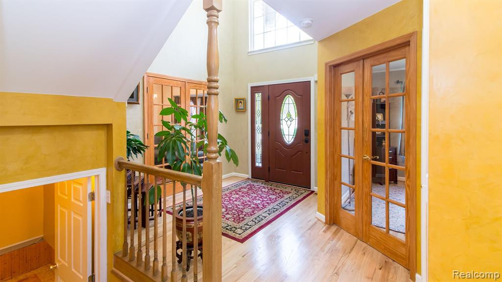 5460 MILL RACE Way, Commerce Twp, MI 48382 — Photo 9