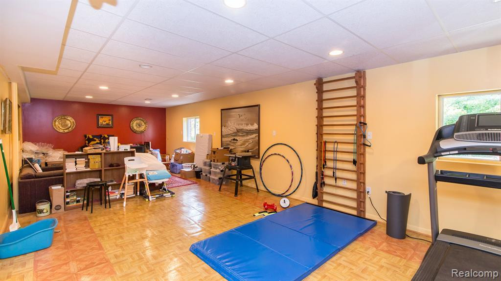 5460 MILL RACE Way, Commerce Twp, MI 48382 — Photo 22