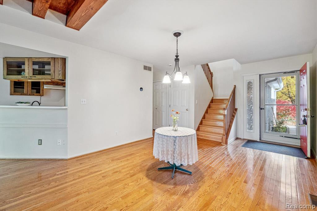 2432 MULBERRY, Ann Arbor, MI 48104 — Photo 8
