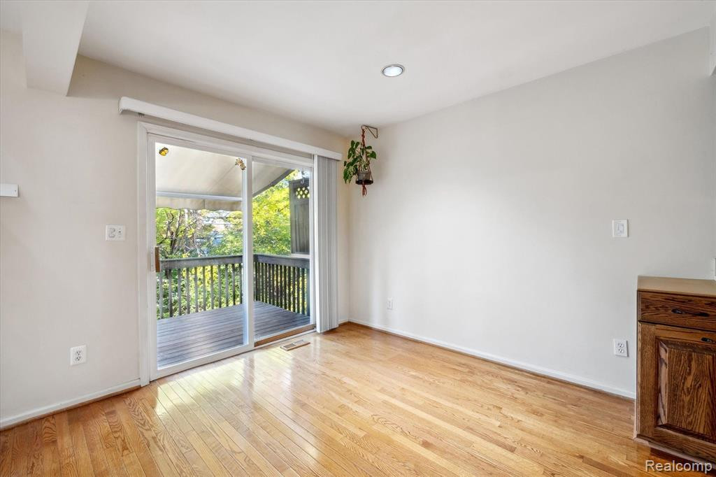 2432 MULBERRY, Ann Arbor, MI 48104 — Photo 12