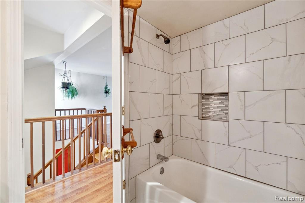 2432 MULBERRY, Ann Arbor, MI 48104 — Photo 28