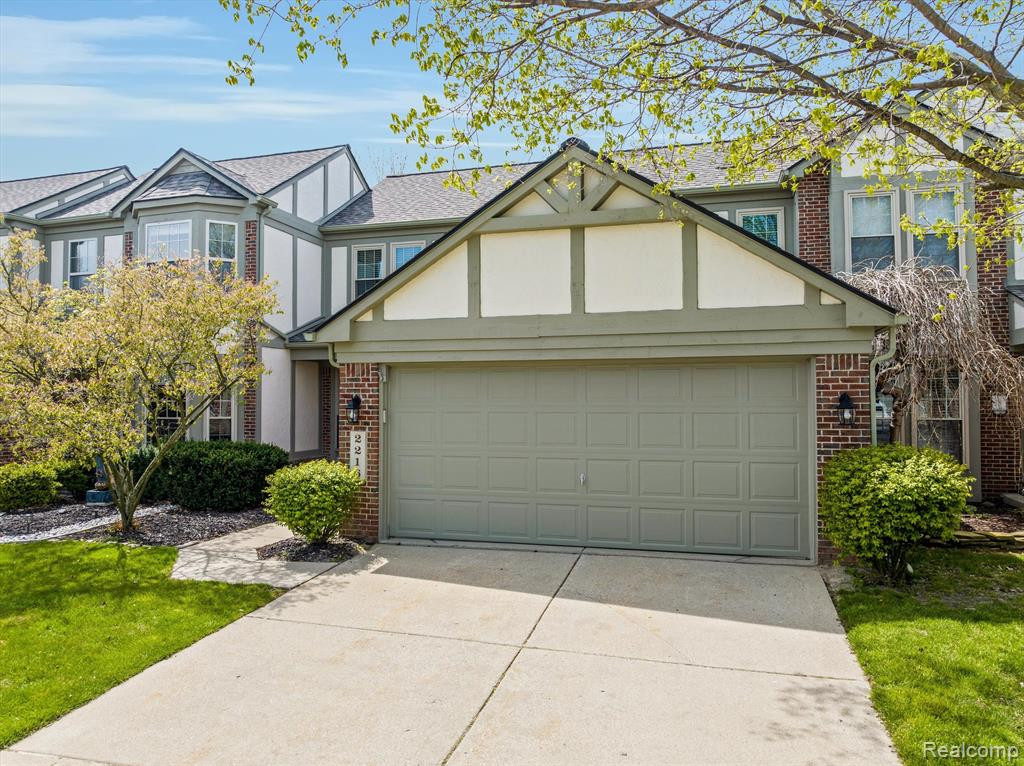 2216 Lone Wolf Lane, Canton, MI 48188 — Photo 2