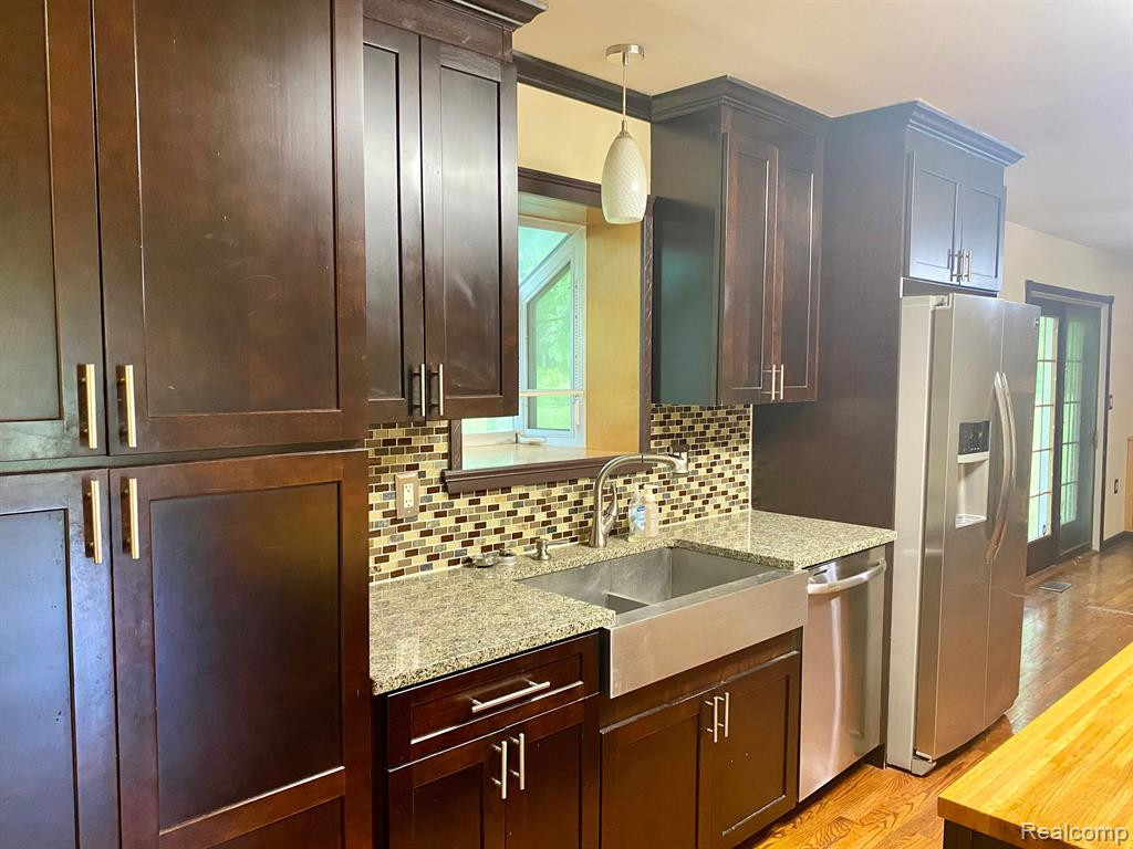 44509 ECORSE Road, Belleville, MI 48111 — Photo 10