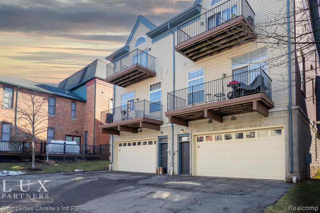 71 ADELAIDE Street, Detroit, MI 48201 — Photo 2