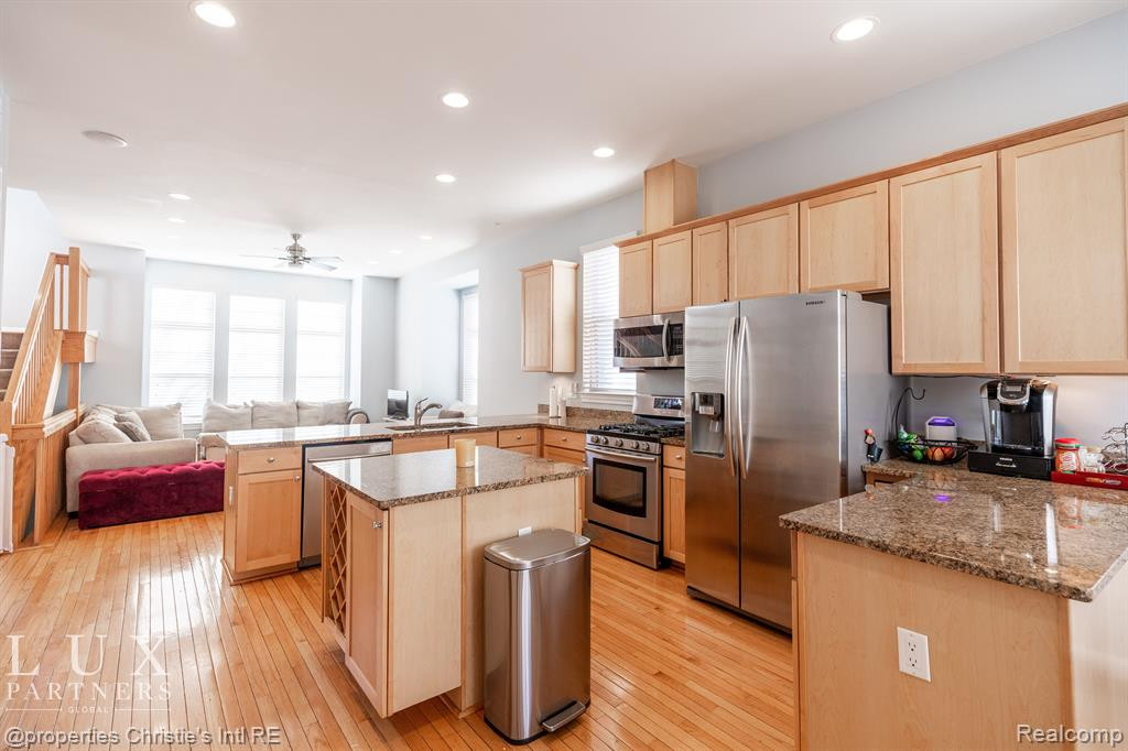 71 ADELAIDE Street, Detroit, MI 48201 — Photo 7