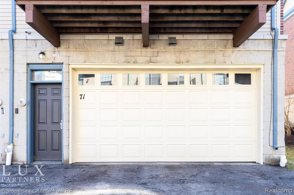 71 ADELAIDE Street, Detroit, MI 48201 — Photo 15