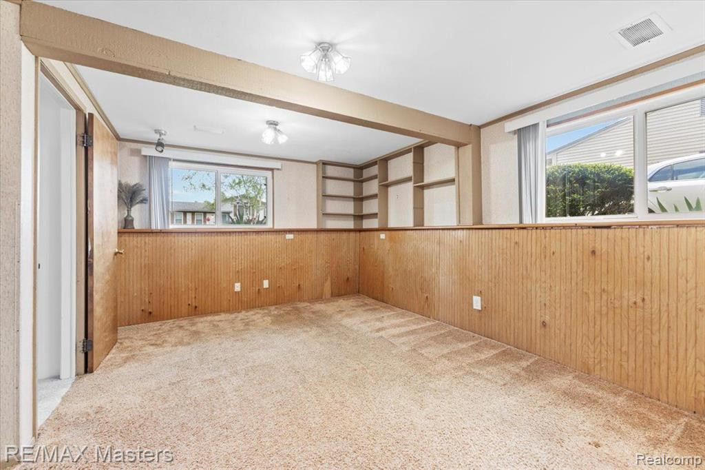 653 DANE Drive, Monroe, MI 48162 — Photo 17