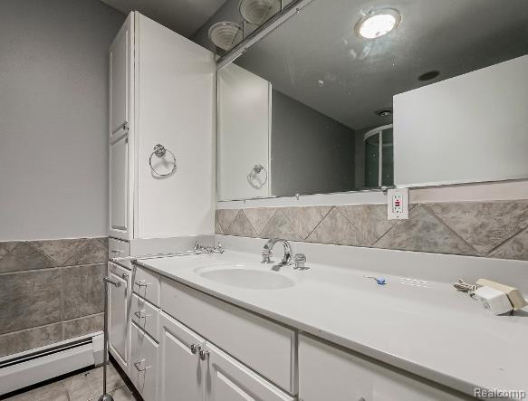 830 CLARA Street, Commerce Twp, MI 48390 — Photo 12