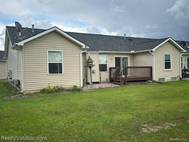 111 QUAIL Ct, Capac, MI 48014 — Photo 2