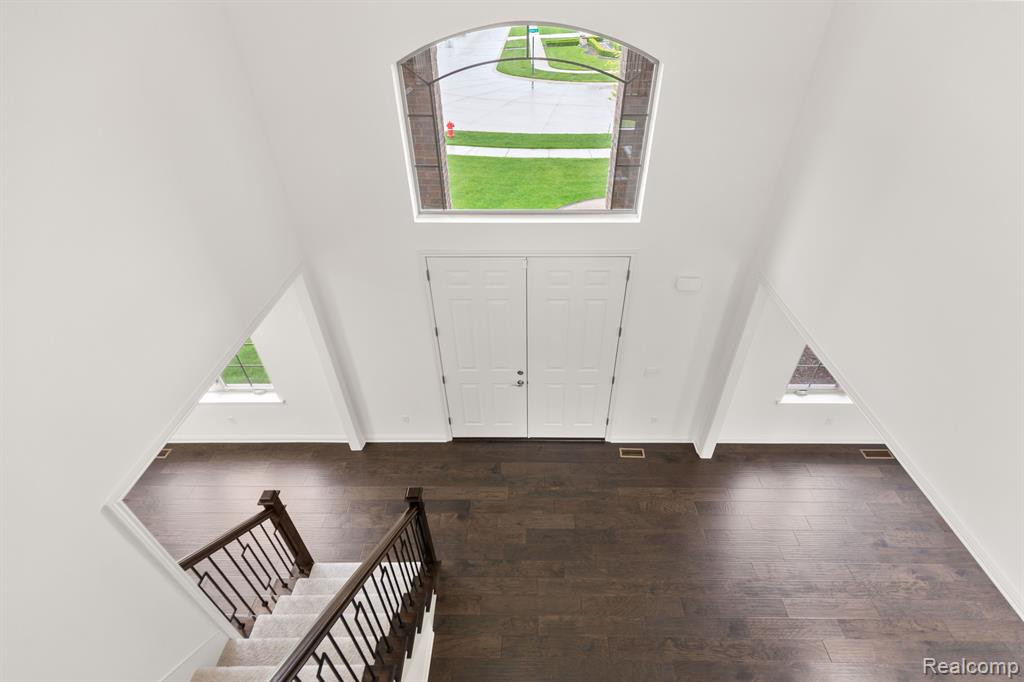 48347 LA LONA Drive, Utica, MI 48315 — Photo 31