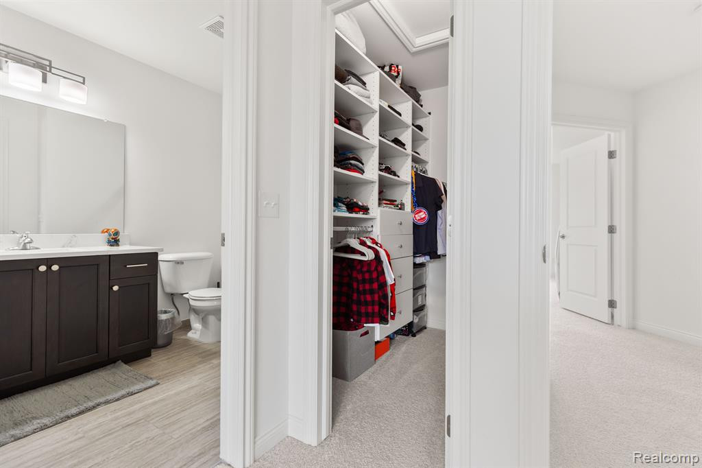 48347 LA LONA Drive, Utica, MI 48315 — Photo 36