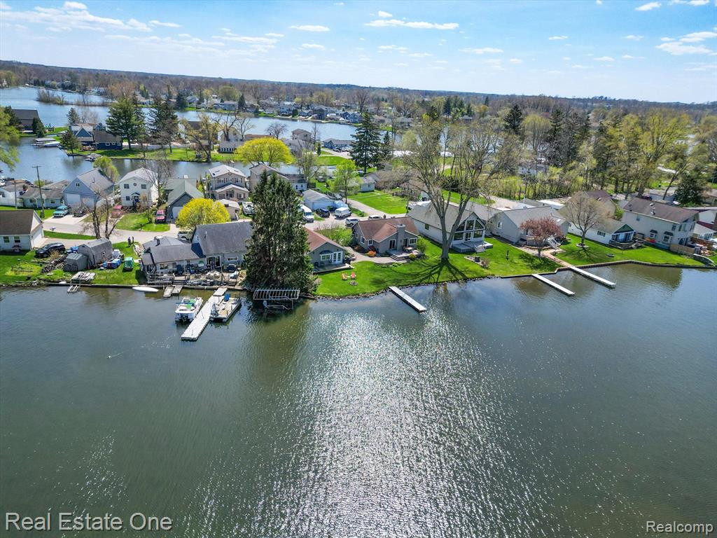 8972 Tackles Drive, White Lake, MI — Photo 16