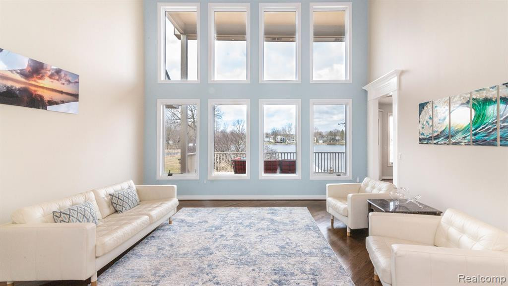 8746 S Shore Drive, Clarkston, MI 48348 — Photo 14