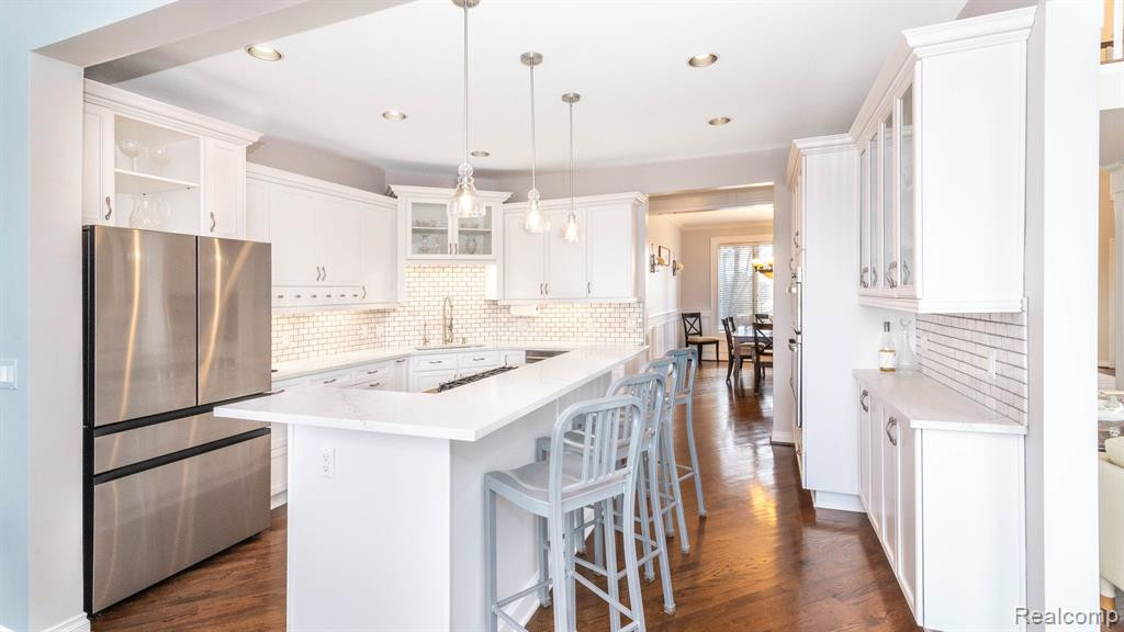 8746 S Shore Drive, Clarkston, MI 48348 — Photo 16