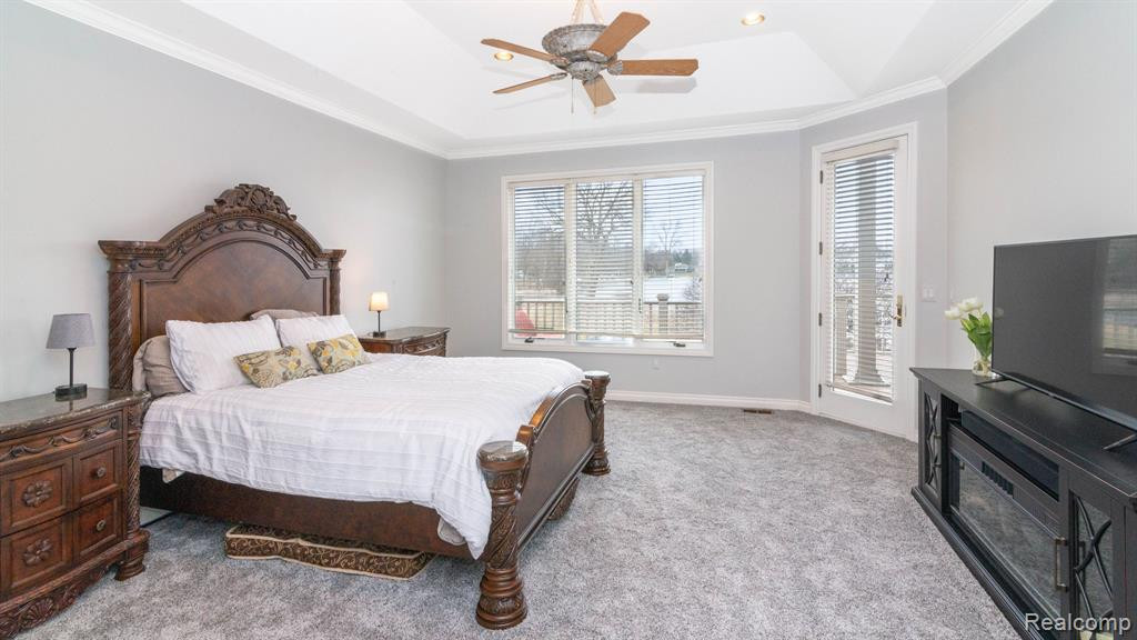 8746 S Shore Drive, Clarkston, MI 48348 — Photo 29