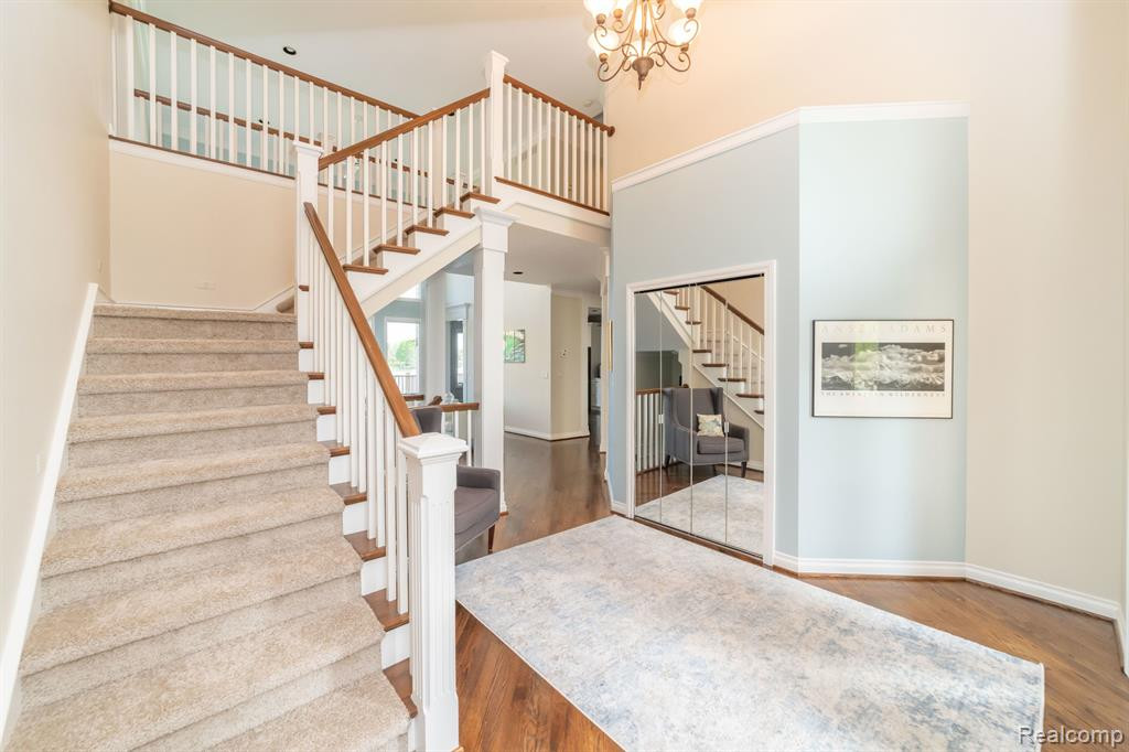 8746 S Shore Drive, Clarkston, MI 48348 — Photo 39