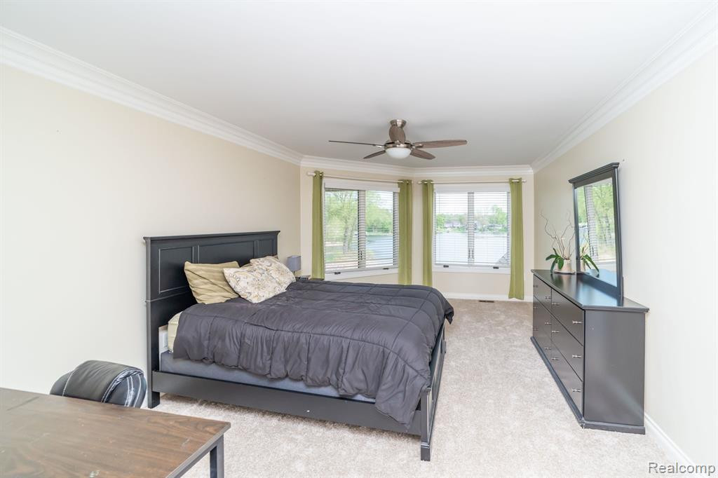 8746 S Shore Drive, Clarkston, MI 48348 — Photo 46