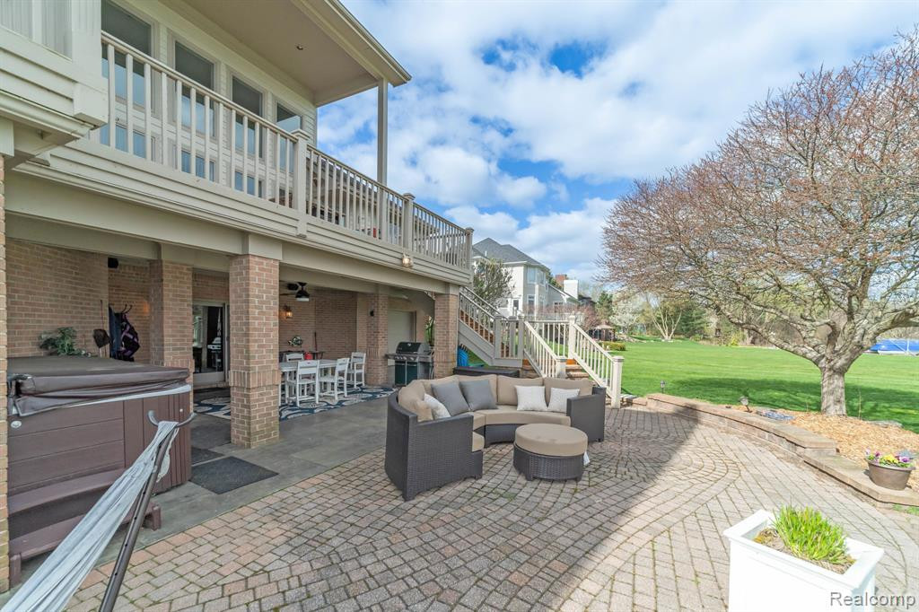 8746 S Shore Drive, Clarkston, MI 48348 — Photo 66