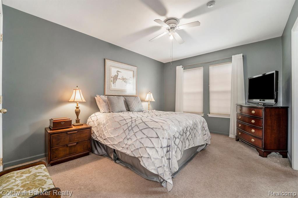 4073 HUNTERS Circle W, Canton, MI 48188 — Photo 11
